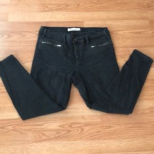 High rise black jeans only worn a few times